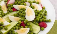 طريقة عمل سلطة البازلاء والشمندر باللبن الزبادي